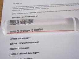 Læsestav med rød føringslinie  - eksempel fra produktgruppen bloklupper og læsestave