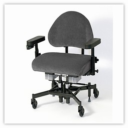 Bariatrisk Arbejdsstol - brugervægt op til 270 kg  - eksempel fra produktgruppen aktivitets- og arbejdsstole med bremse og med elektrisk højderegulering