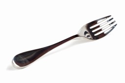 Kniv og gaffel i ét spiseredskab