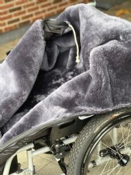 Luksus kørestolspose med ægte lammeskind