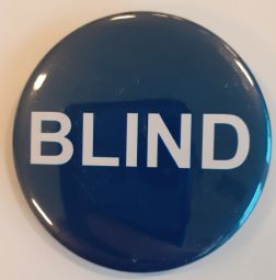 Badge Blind med Klemme  - eksempel fra produktgruppen emblemer og kropsbårne symboler