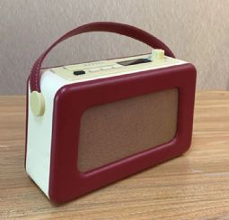 Nem FM og DAB-radio med forudinstillede favoritkanaler