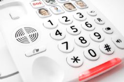 Geemarc Photo110 fastnettelefon med fototaster - klik for at se billedet i fuld størrelse - åbner i nyt vindue Geemarc Photo110 fastnettelefon med fototaster