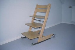 Regulerbare skinner med hjul til højstol  - example from the product group chair lifts and chair transporters