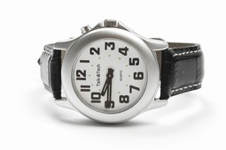 Danish-speaking wirst watch, analog