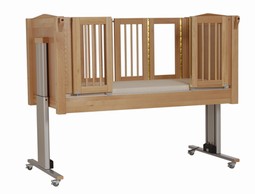 Emma 1 Care cot 4 doors Natural