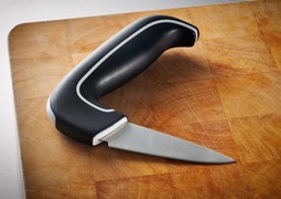 Ergonomic vegetable knife