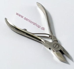 Nail pliers