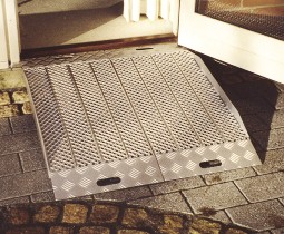 Foldable Threshold Ramps