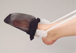 Applying stockings on - Normal socks - Standard