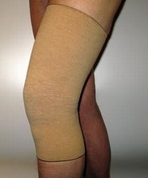 Elsatic knee bandage with wool