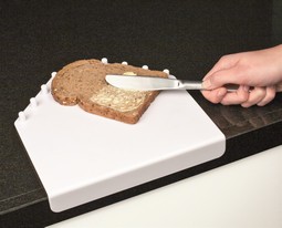 Chopping board with steady positioning