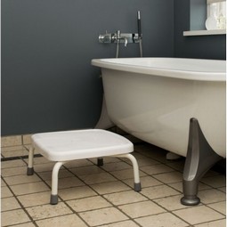 BATHROOM STOOL