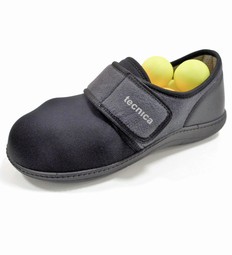 Tecnica terapisko m. 1 velcrorem  - example from the product group orthopaedic shoes