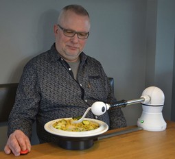 Feeding Robot iEAT