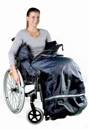 Warm and water resistant wheelchair bag