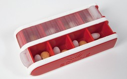 Dosage box small with easy opening