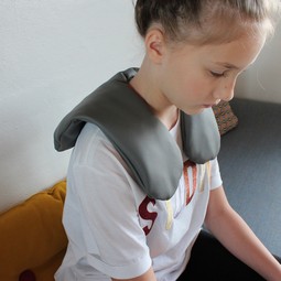 Shoulder pad with weight for children - Zita