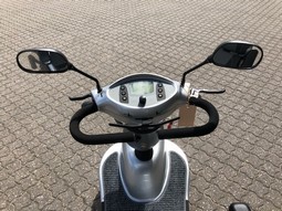 Wecan 337 LCD electrical scooter