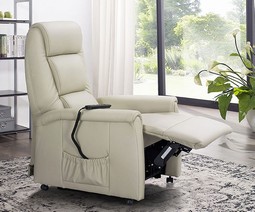 Laura recliner with lift