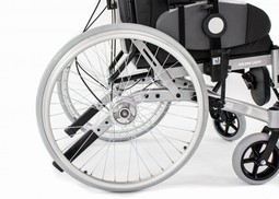 Wheelchair with seat and back tilt