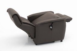 Valdemar recliner with lift