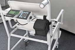 Medical scale KERN MCB