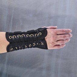 Manibus lace wrist bandage - black - click to see picture in full size - opens new window Manibus lace wrist bandage - black