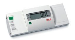 seca 635 Flat scale with extra-large platform