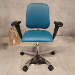 Inge brake chair  - example from the product group activity chairs with brake and gas spring operated height adjustment